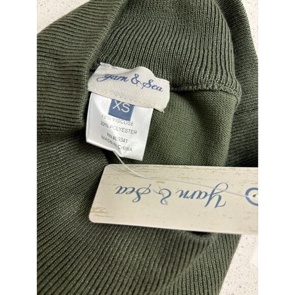 Yarn & Sea Olive Green Sweater NWT Size XS - Picture 3 of 4